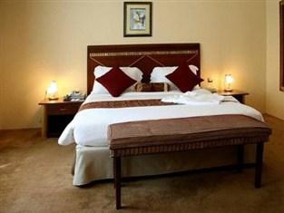 Cassells Hotel Apartments Deluxe Cassells Hotel Apartments Deluxe