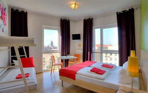 Meininger Hotel Berlin Meininger Hotel Berlin