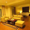 Отель Padjadjaran Suites Hotel Bogor