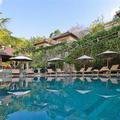 Отель Lembongan Cliff Villas