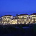 Отель Swiss-Belhotel Bay View Hotel and Suites