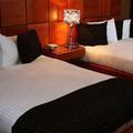 Отель Chesterfield Hotel & Suites