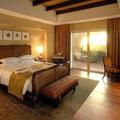Отель Desert Island Resort & Spa by Anantara