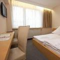 Отель DAS KOLPING Hotel Frankfurt