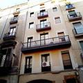 Отель MH Apartments Guell