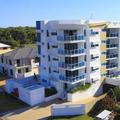 Отель Koola Beach Apartments Bargara