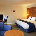 Отель Holiday Inn Milton Keynes