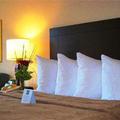 Отель Quality Hotel Downtown Montreal