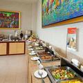 Отель Courtyard by Marriott Montreal Airport