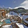 Отель Legends Hotel Whistler