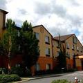Отель Guest House International Inn & Suites