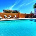 Отель Holiday Inn Express Marana