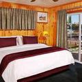 Отель Big Bear Frontier Cabins & Hotel