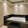 Отель Econo Lodge Inn & Suites Fallbrook