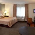 Отель Candlewood Suites North Orange County