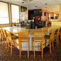 Отель BEST WESTERN PLUS InnSuites Airpark Ontario Hotel & Suites