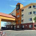 Отель Quality Inn & Suites Denver International Airport