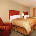 Отель Quality Inn & Suites On The River Glenwood Springs