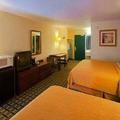 Отель Quality Inn Maingate Four Corners