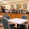 Отель Baymont Inn & Suites Kissimmee