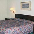Отель Days Inn Brunswick-Downtown