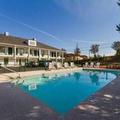 Отель Jameson Inn Calhoun