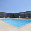 Отель Calhoun Days Inn