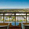 Отель InterContinental Los Angeles Century City