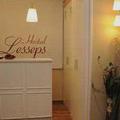 Отель Hostal Lesseps