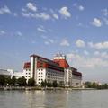 Отель Hilton Vienna Danube