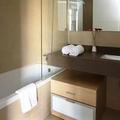 Отель MH Apartments Suites