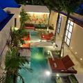 Отель Bali Ginger Suites