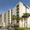 Отель SpringHill Suites by Marriott Miami Airport South