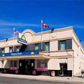 Отель Days Inn Toronto East Beaches